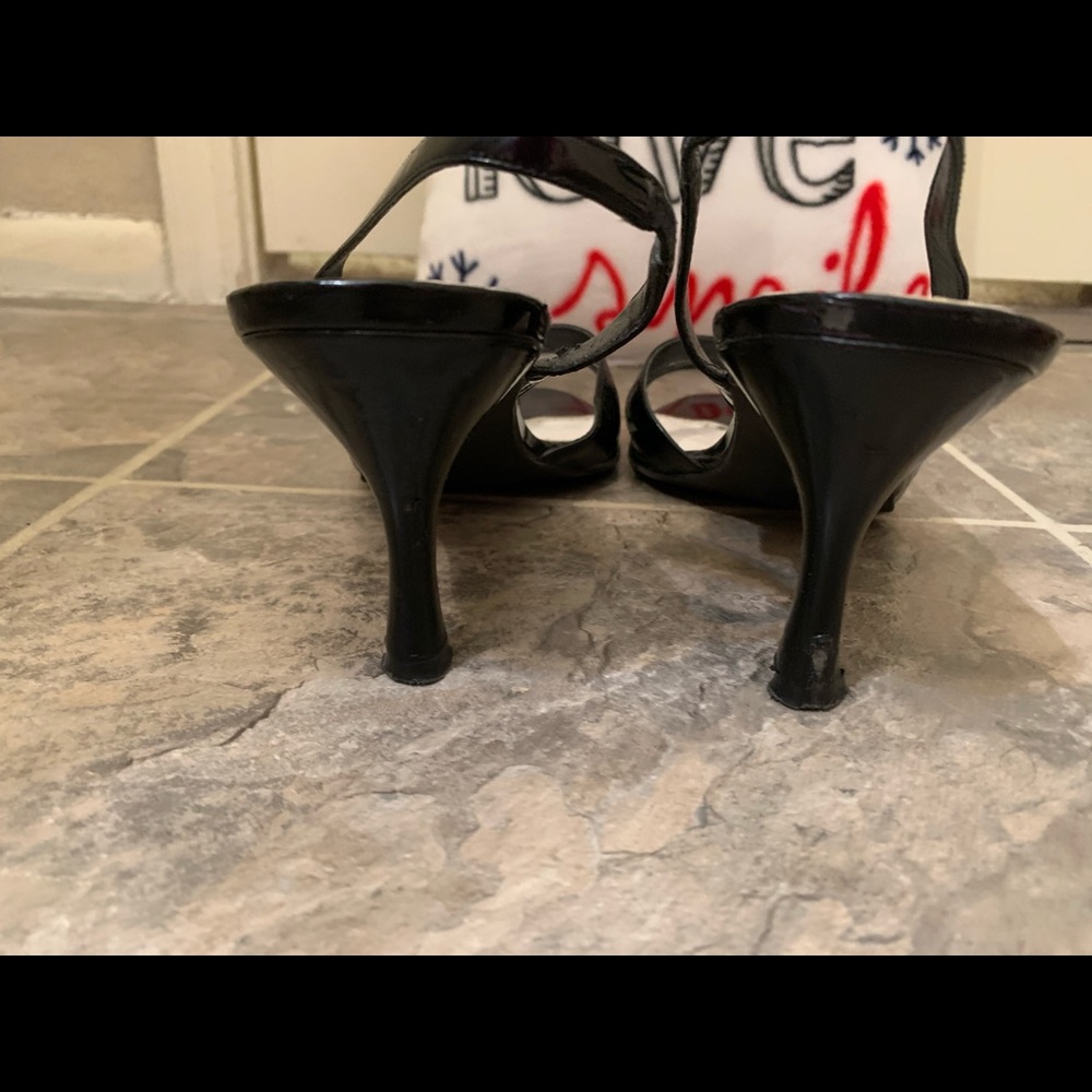 Naturalizer Black Sandals Size 10 - Picture 3 of 4